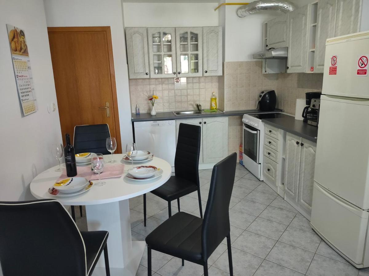 Apartmán Apartman Bela Pula Exteriér fotografie