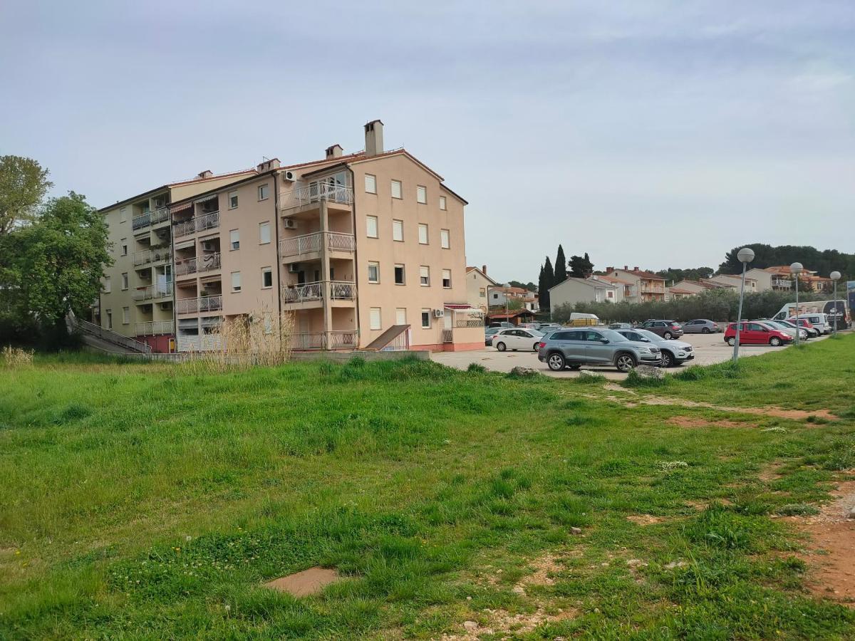 Apartmán Apartman Bela Pula Exteriér fotografie
